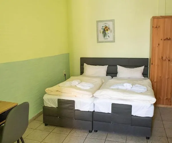 Neubert's Am Rhein 3*